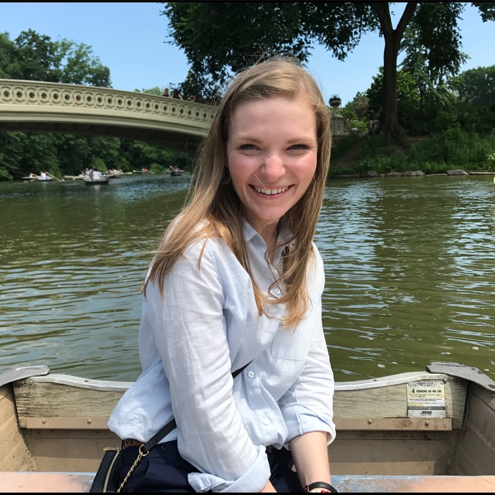Meet your Posher, Rebecca